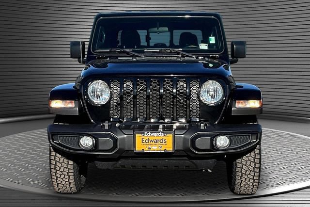 Used 2022 Jeep Gladiator Sport AWD/4WD image 2