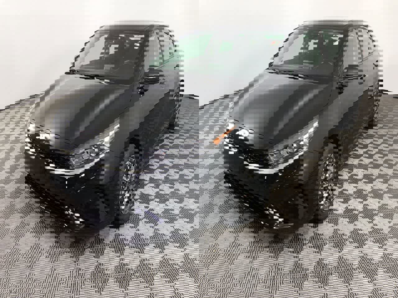 Used 2024 Kia Forte LXS image 4