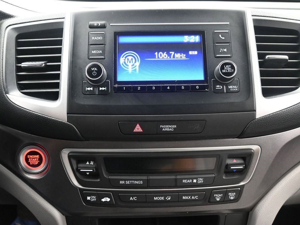 Used 2020 Honda Pilot LX image 11