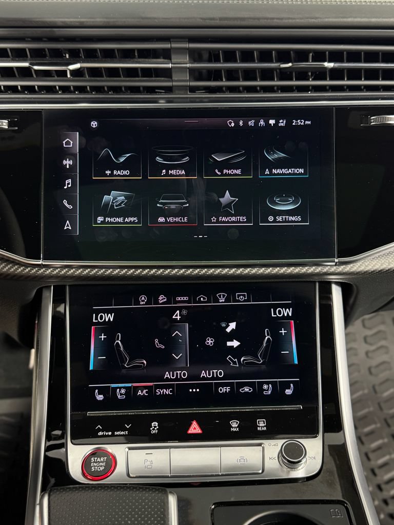 Used 2021 Audi RS Q8 w/ Luxury Package AWD/4WD image 16