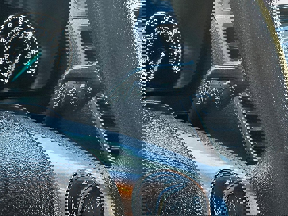 Used 2019 Ford Transit Connect XL image 26