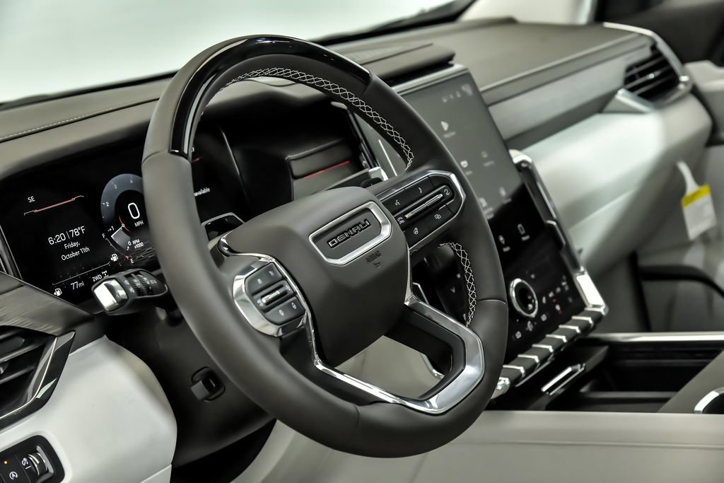 New 2027 GMC Acadia Denali w/ Denali Reserve Package AWD/4WD image 10