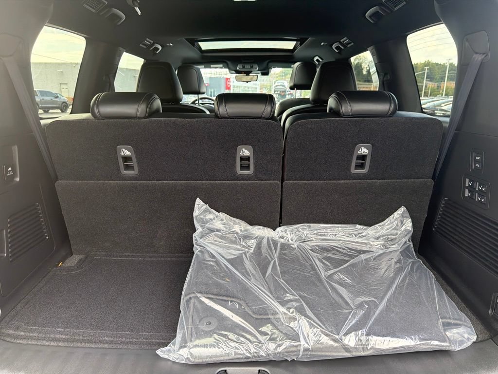 New 2026 Nissan Armada PRO-4X AWD/4WD image 8