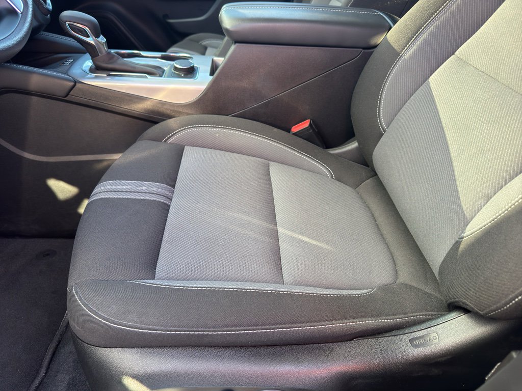 Used 2024 Chevrolet Blazer LT w/ Convenience Package FWD image 13