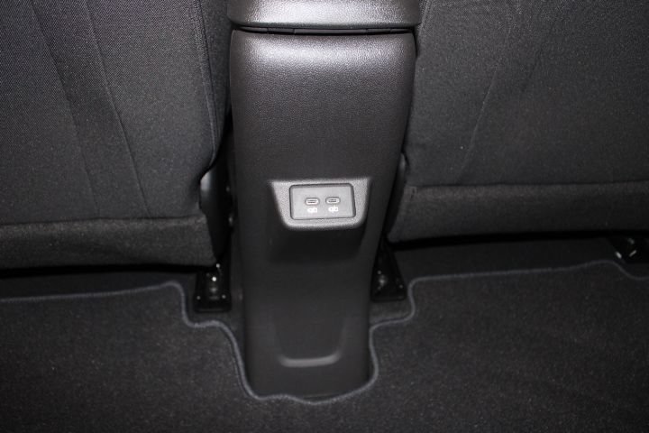 New 2027 Chevrolet Bolt LT w/ Comfort Package FWD image 21