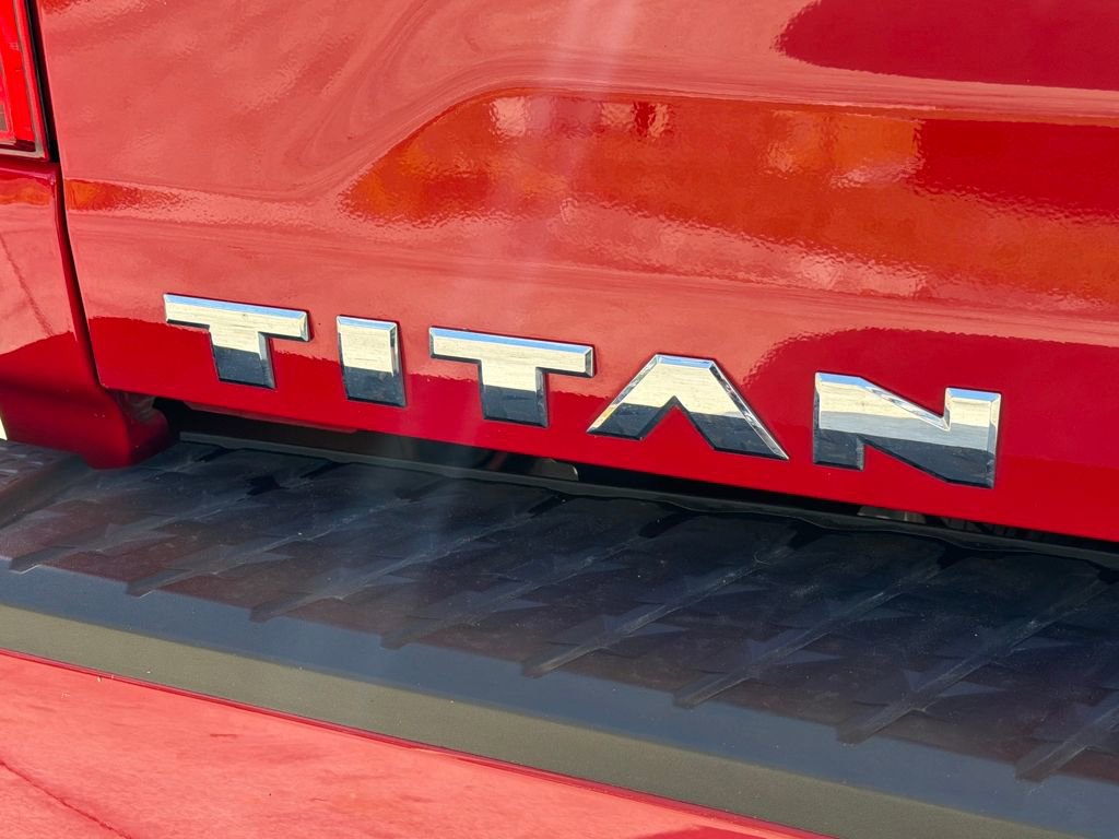 Used 2024 Nissan Titan SV w/ Accessory Utility Package image 10