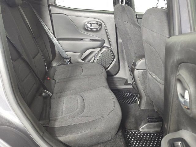 Used 2022 Jeep Renegade Latitude w/ Convenience Group image 28