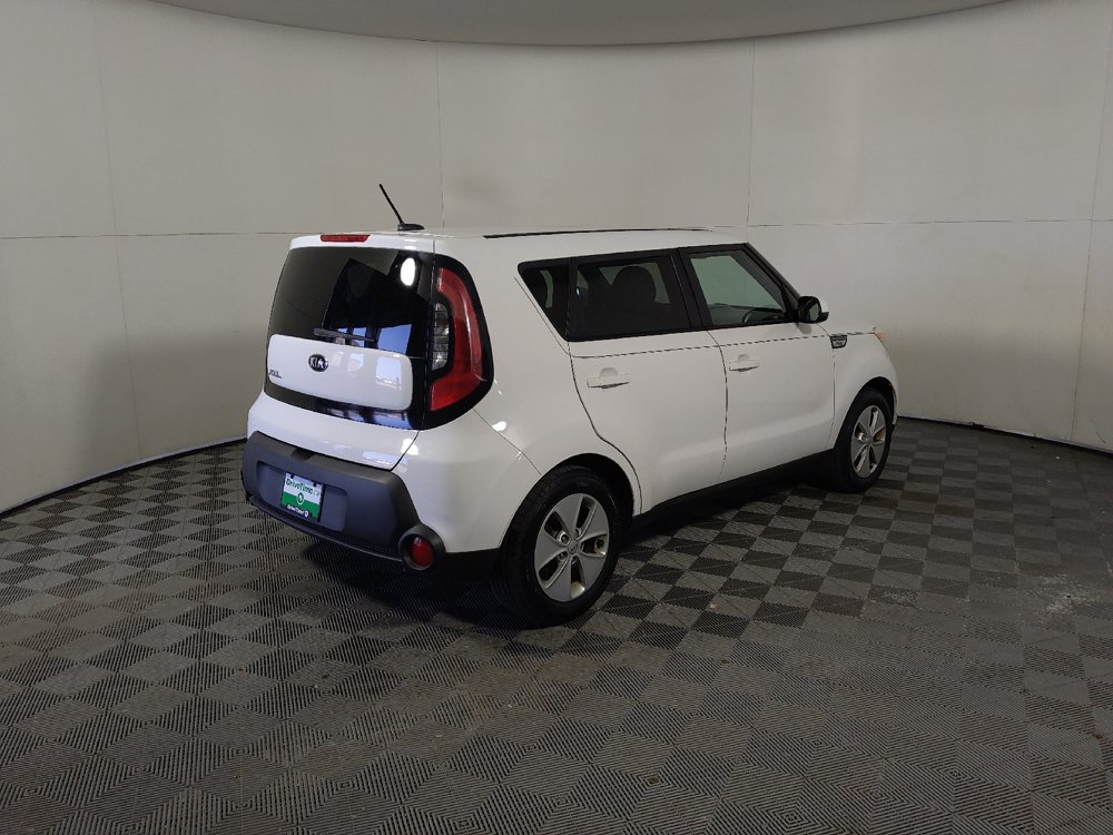 Used 2016 Kia Soul FWD image 9
