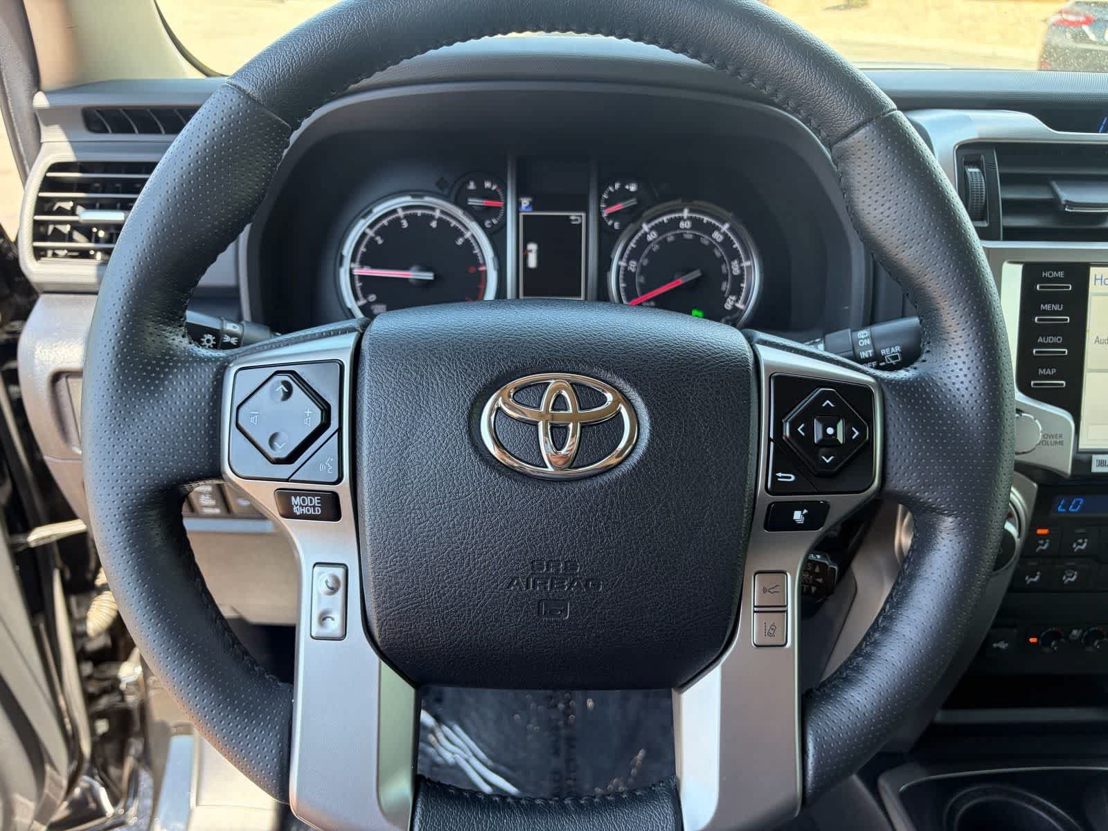Used 2024 Toyota 4Runner Limited AWD/4WD image 13