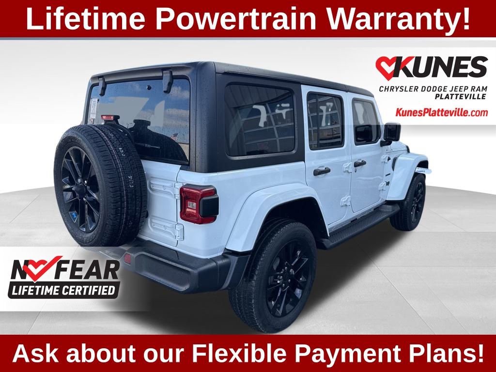 Used 2022 Jeep Wrangler Unlimited Sahara w/ Cold Weather Group image 4