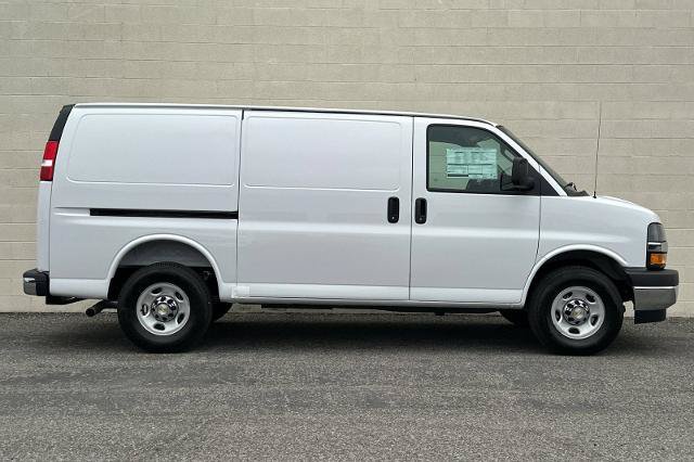 New 2026 Chevrolet Express 2500 w/ Driver Convenience Package RWD image 3