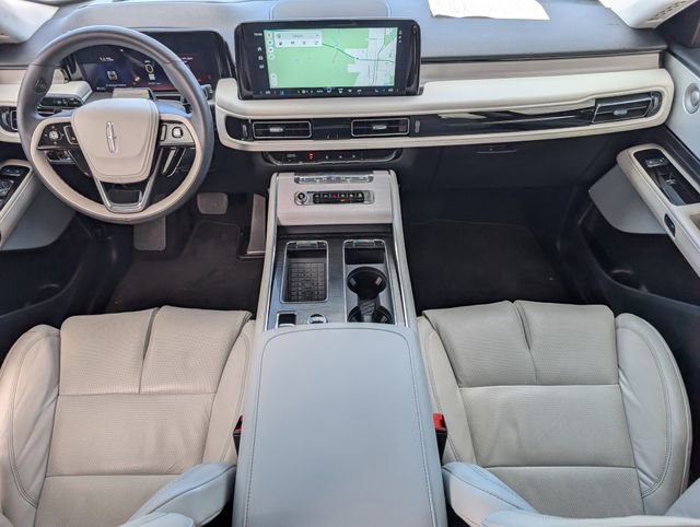 Used 2025 Lincoln Aviator Reserve w/ Equipment Group 201A AWD/4WD image 5