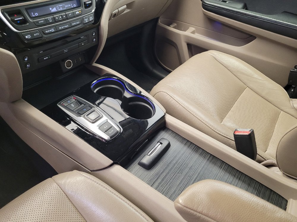 Used 2018 Honda Pilot Elite image 26