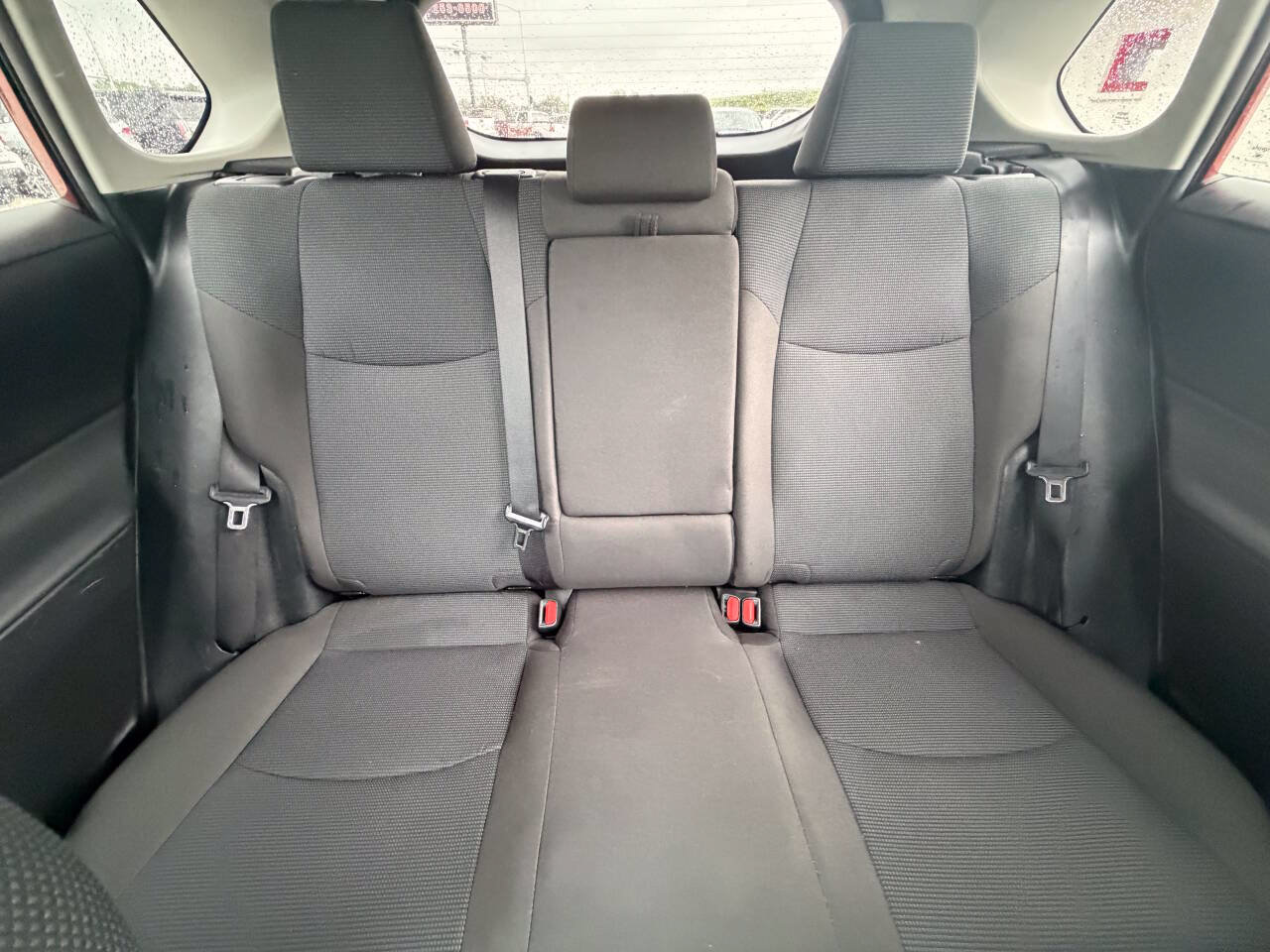 Used 2022 Toyota RAV4 LE AWD/4WD image 25