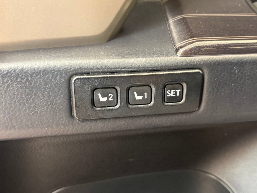 Used 2021 Lexus GX 460 Premium w/ Premium Package AWD/4WD image 21