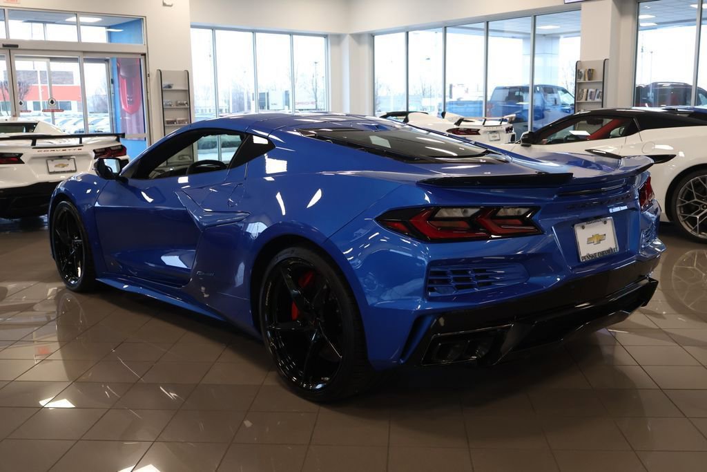 New 2026 Chevrolet Corvette E-Ray w/ ZER Performance Package AWD/4WD image 9