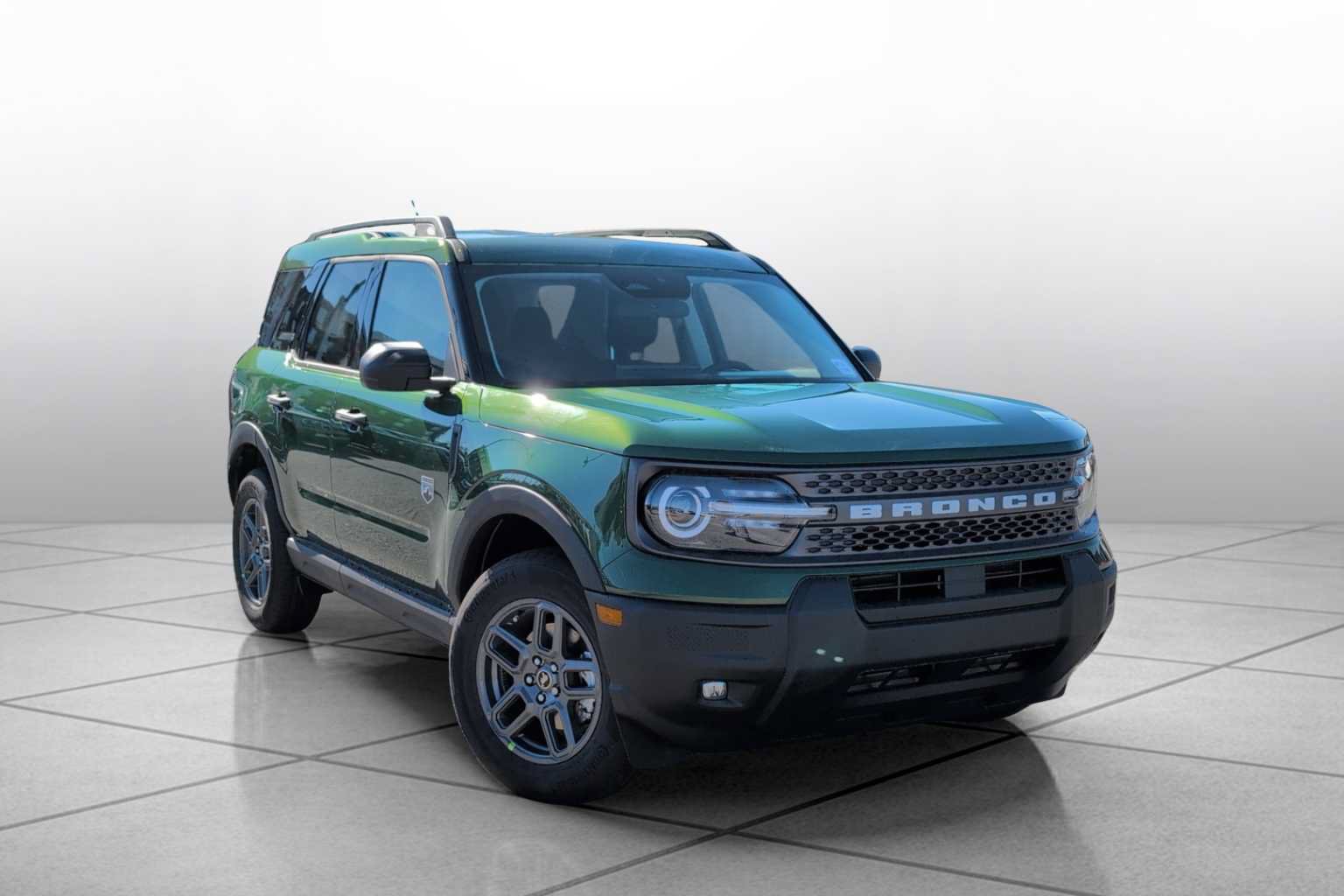 New 2025 Ford Bronco Sport Big Bend w/ Convenience Package AWD/4WD image 2