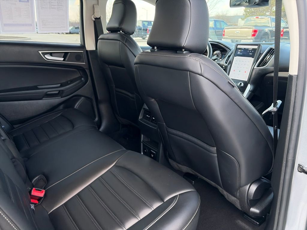 Used 2024 Ford Edge SEL w/ Convenience Package image 31