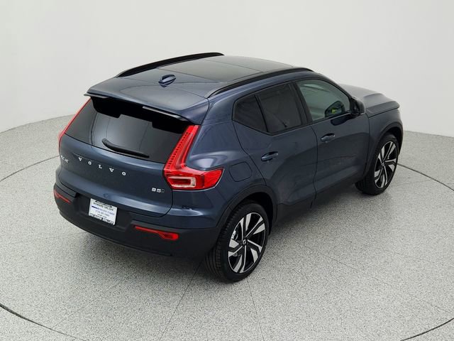New 2026 Volvo XC40 B5 Ultra w/ Climate Package image 15