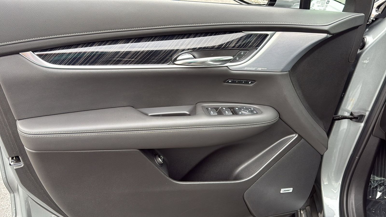 Certified 2024 Cadillac XT6 Premium Luxury w/ Technology Package image 10