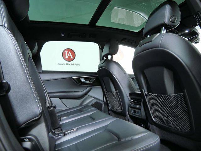 Used 2025 Audi Q7 3.0T Premium Plus image 12