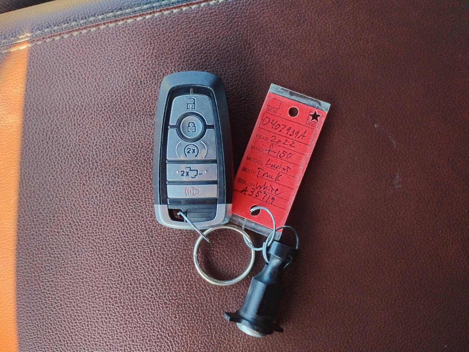 Used 2022 Ford F150 Lariat w/ Equipment Group 502A High image 29