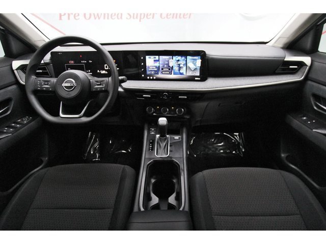 Used 2026 Nissan Kicks S w/ Charging Package FWD image 9