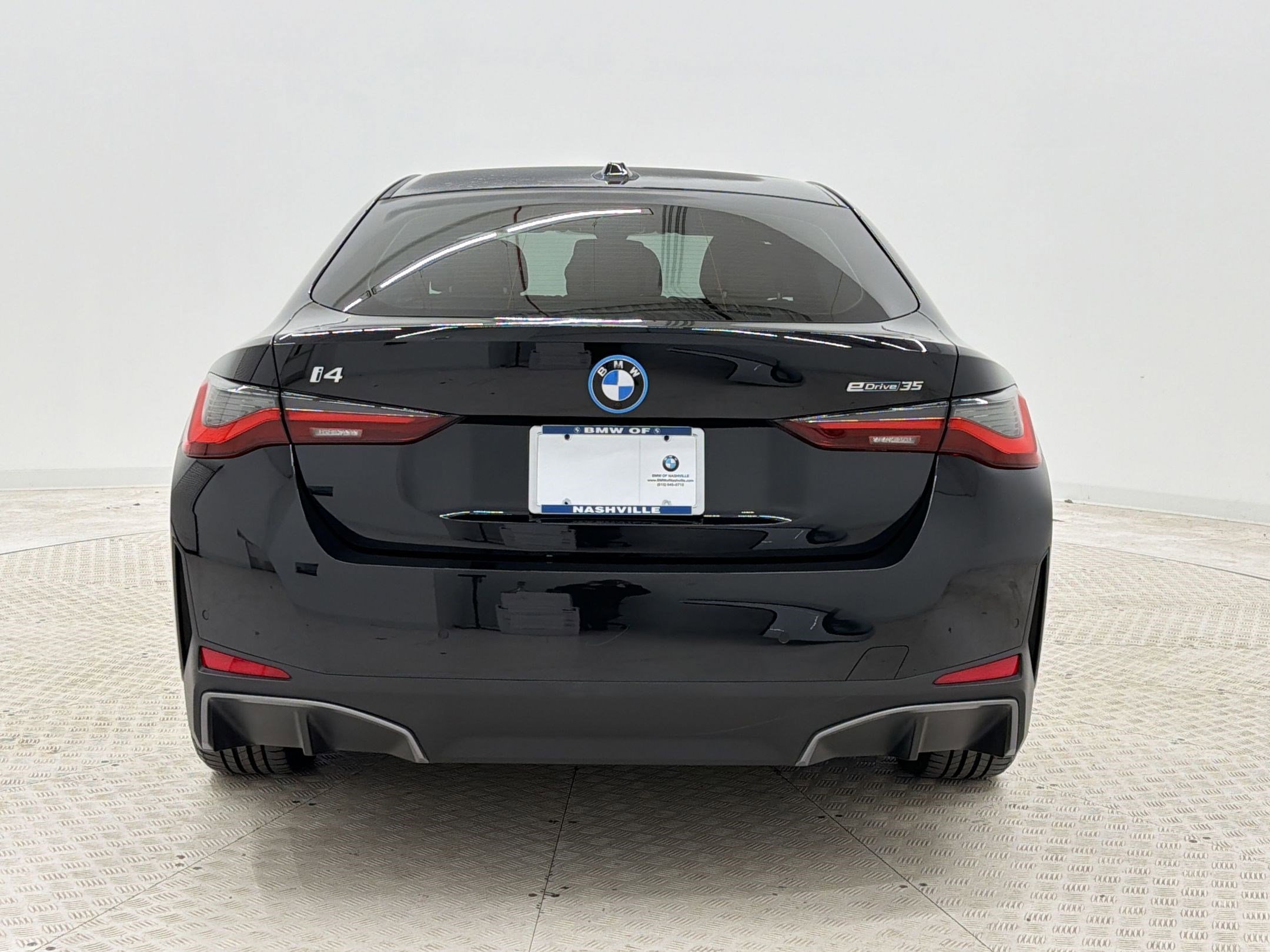 Used 2023 BMW i4 eDrive35 w/ Premium Package image 10