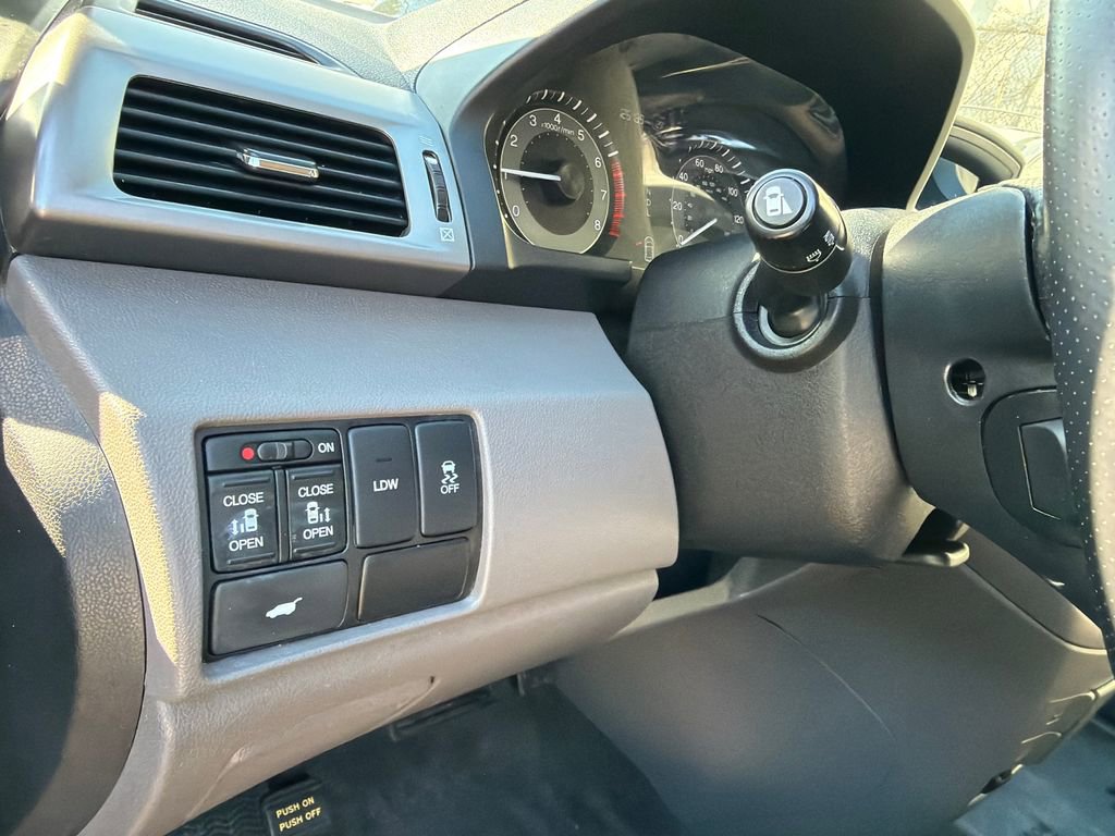 Used 2016 Honda Odyssey EX-L image 32