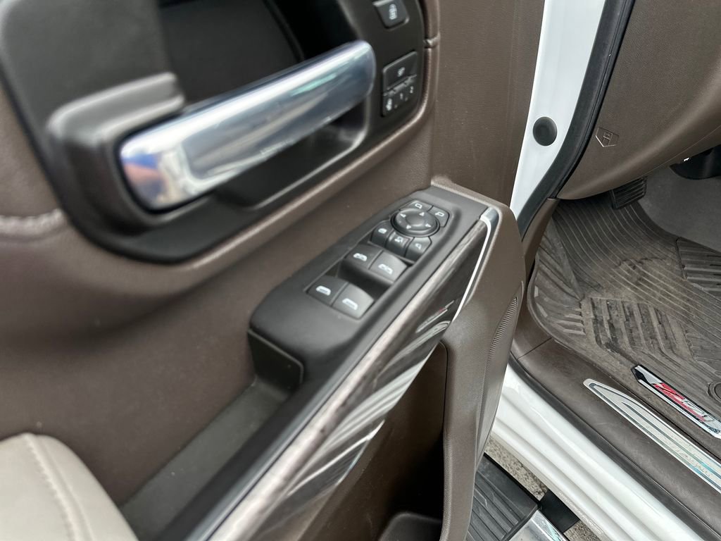 Used 2020 Chevrolet Silverado 3500 LTZ AWD/4WD image 17