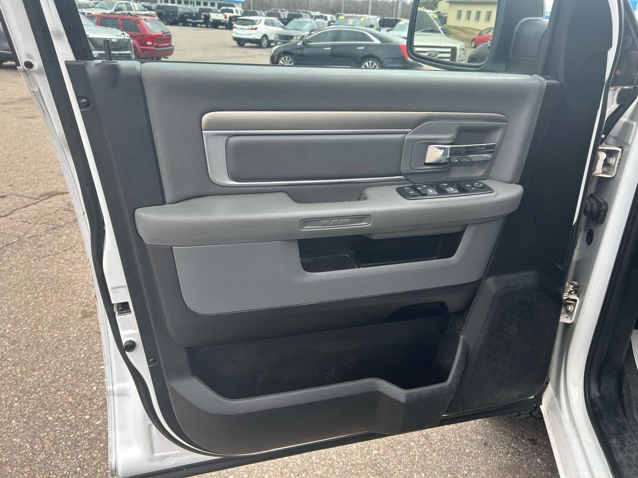 Used 2014 RAM 1500 Outdoorsman AWD/4WD image 14