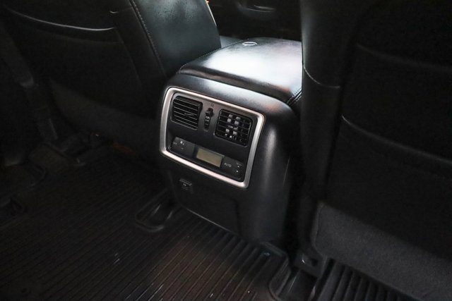 Used 2019 INFINITI QX60 Luxe w/ Essential Package image 44