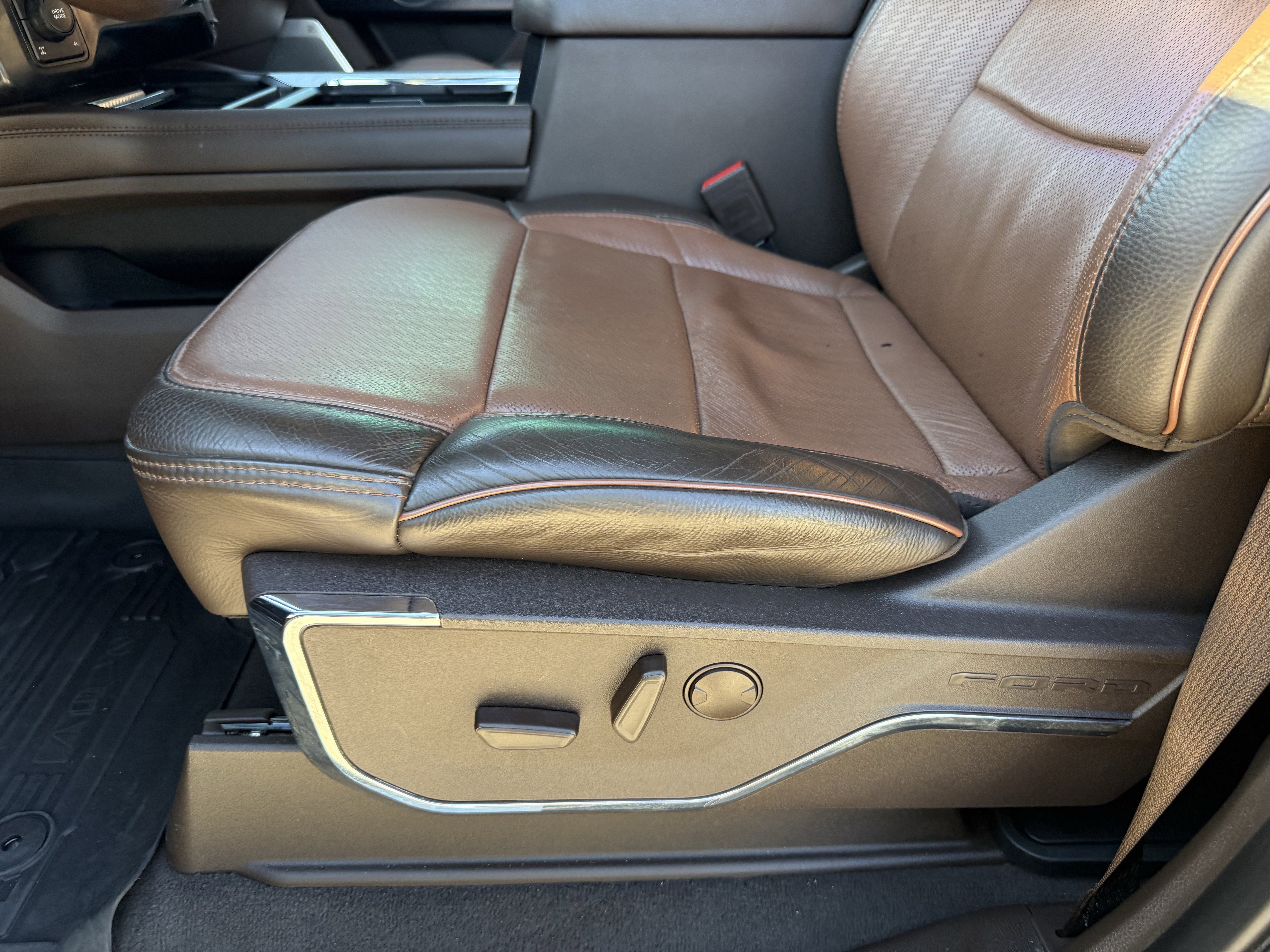 Used 2023 Ford F250 King Ranch image 18