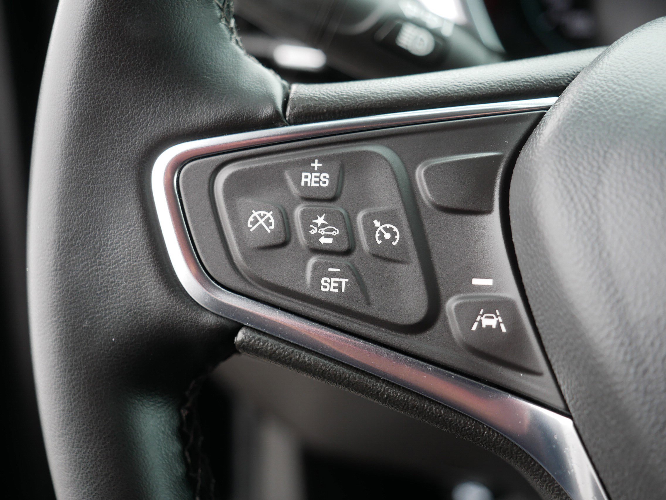 Used 2024 Chevrolet Equinox LT image 28