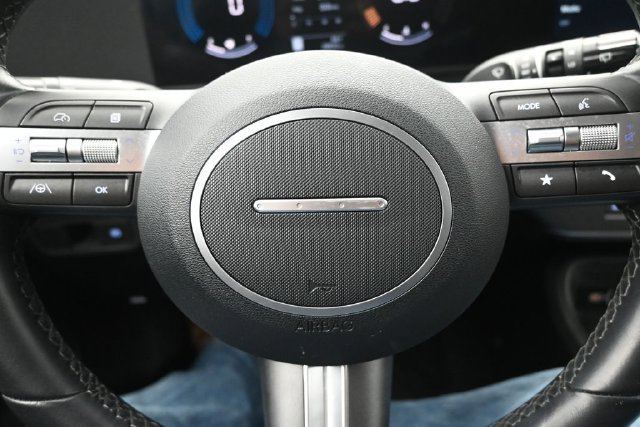 Used 2025 Hyundai Kona SEL AWD/4WD image 22