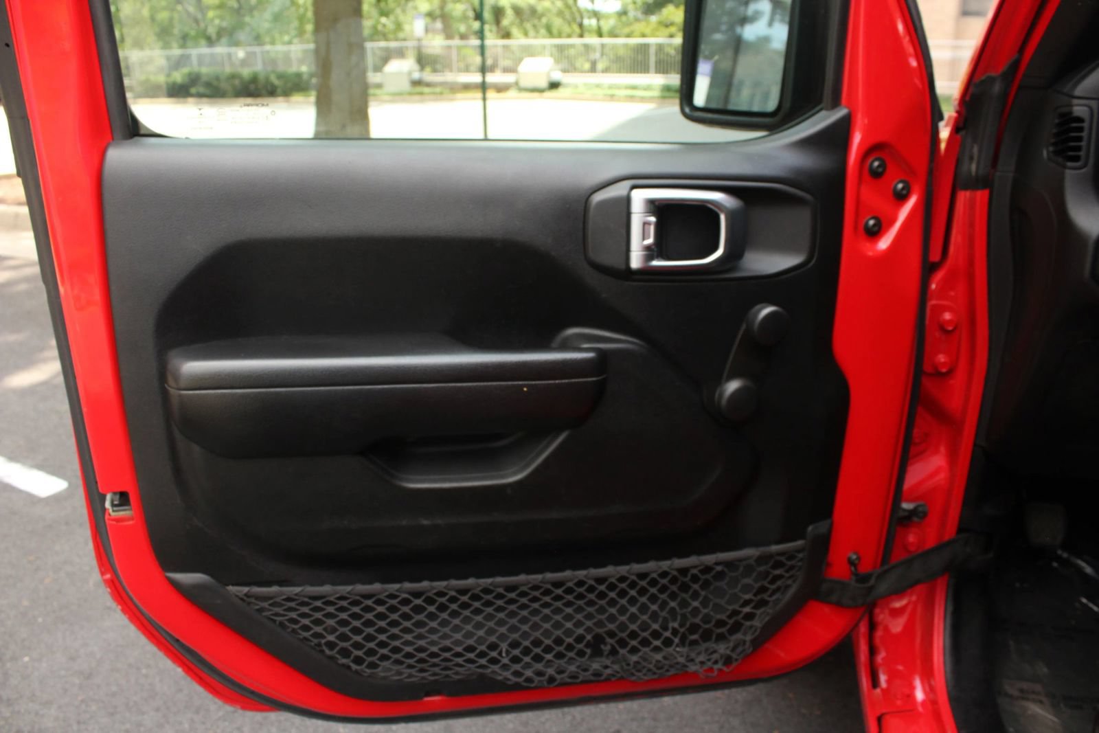 Used 2020 Jeep Gladiator Sport AWD/4WD image 15