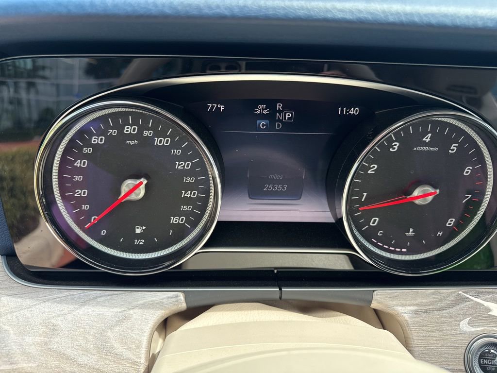 Used 2019 Mercedes-Benz E 450 4MATIC Cabriolet image 2