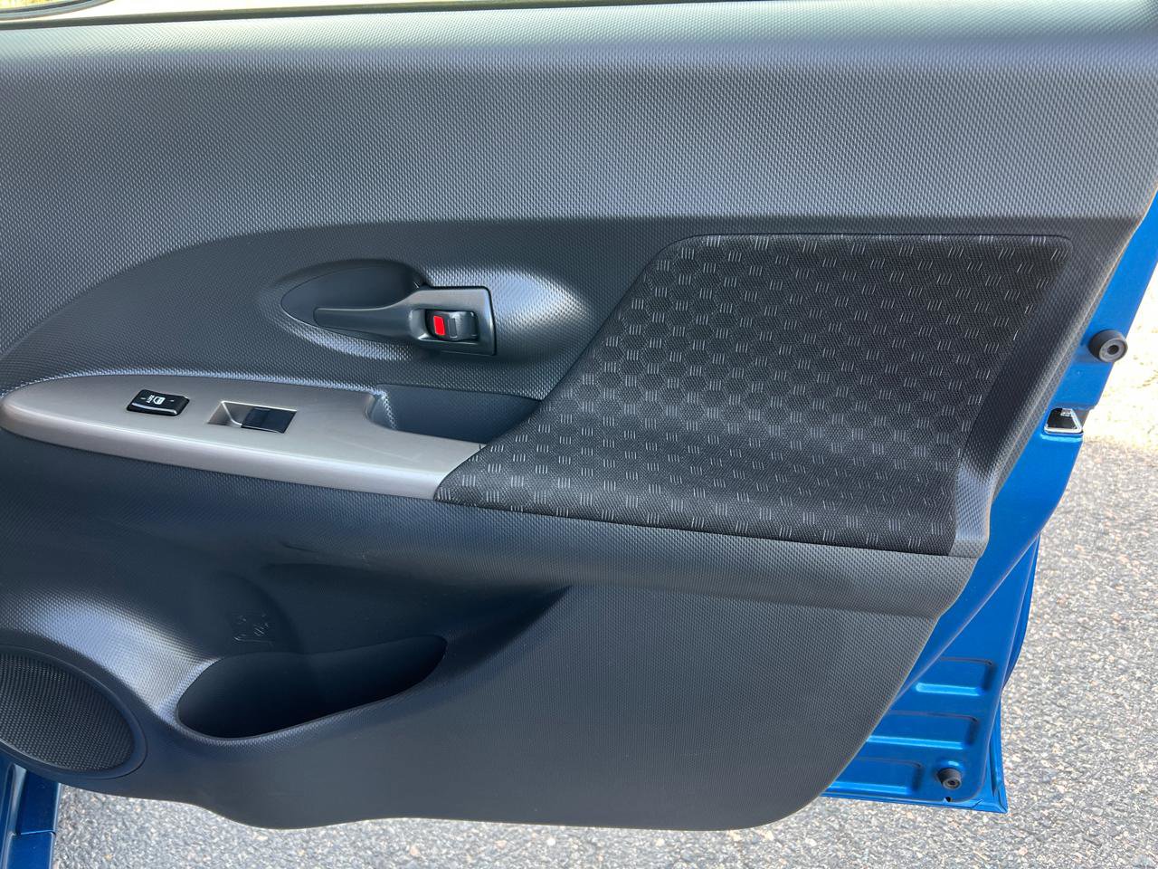 Used 2013 Scion xD FWD image 15