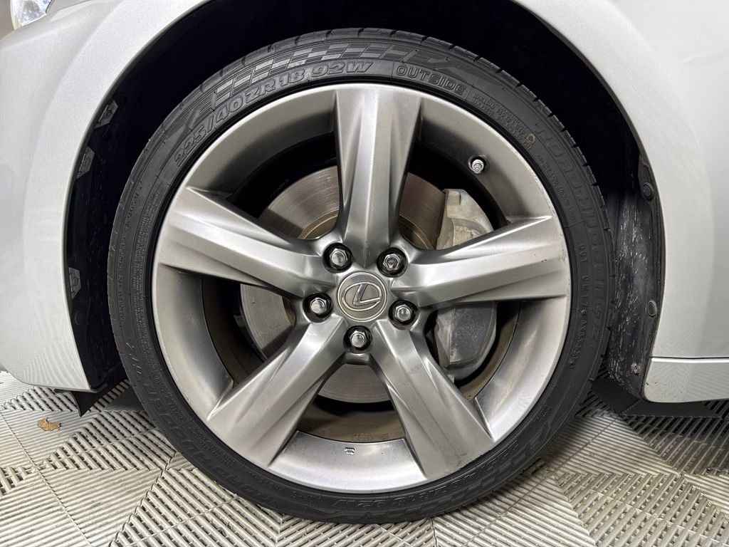 Used 2015 Lexus IS 350 w/ Navigation System Package image 17