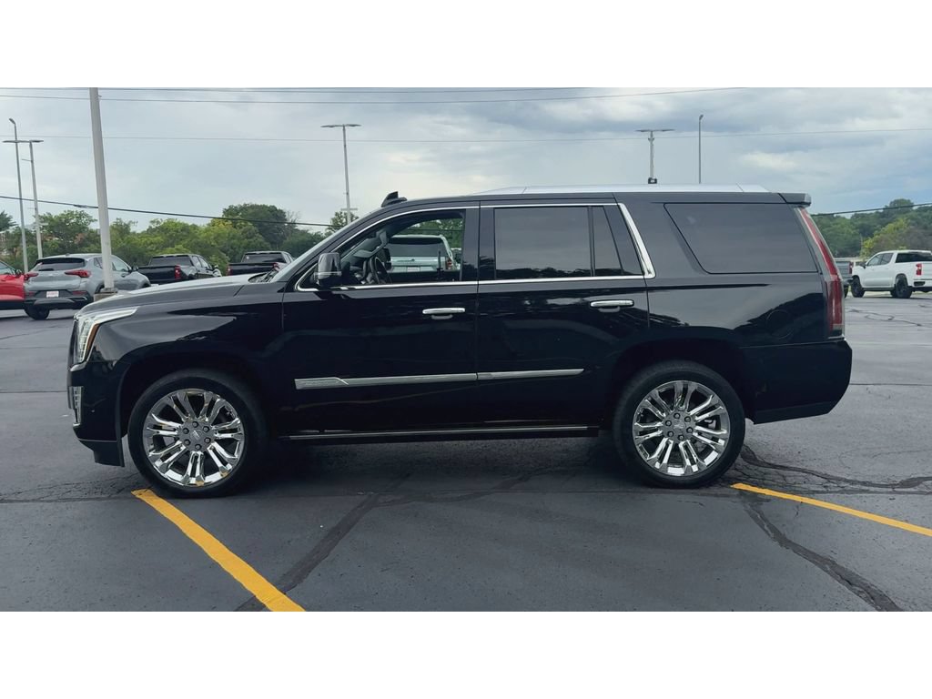 Certified 2017 Cadillac Escalade Premium Luxury w/ LPO, Radiant Package AWD/4WD image 5