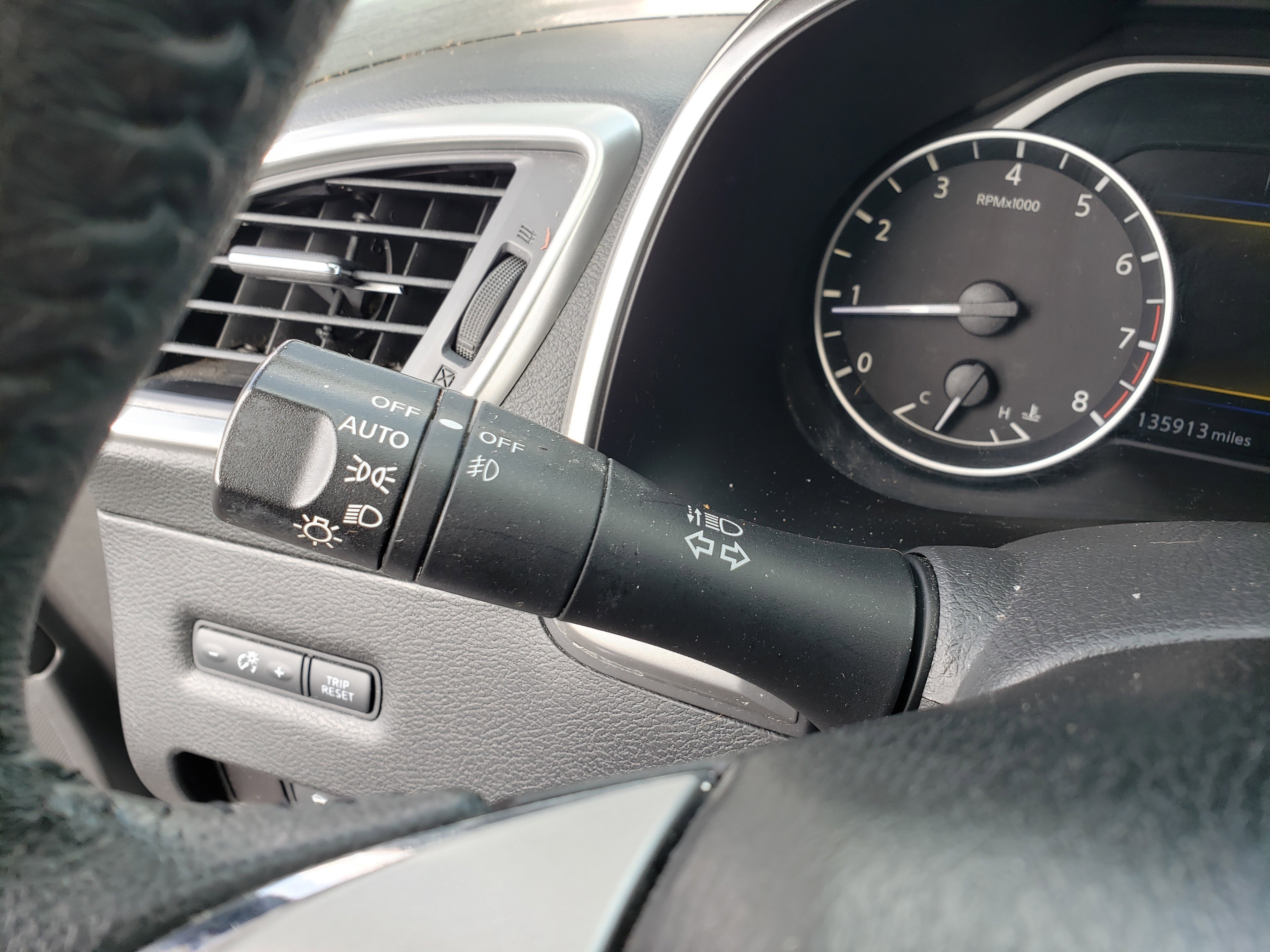 Used 2016 Nissan Murano SV image 15