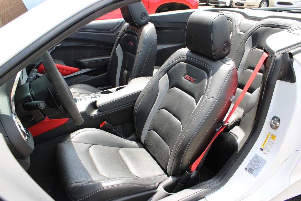 Used 2023 Chevrolet Camaro SS w/ Redline Edition RWD image 15