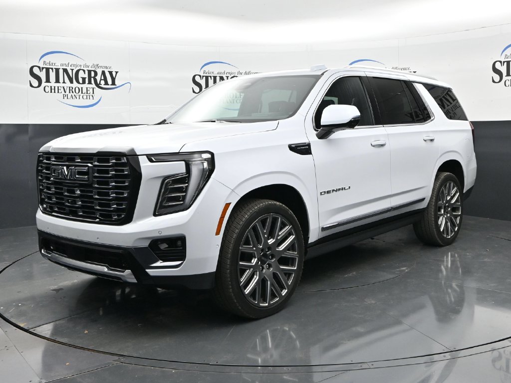Certified 2026 GMC Yukon Denali Ultimate w/ LPO, Floor Liner Package AWD/4WD image 3
