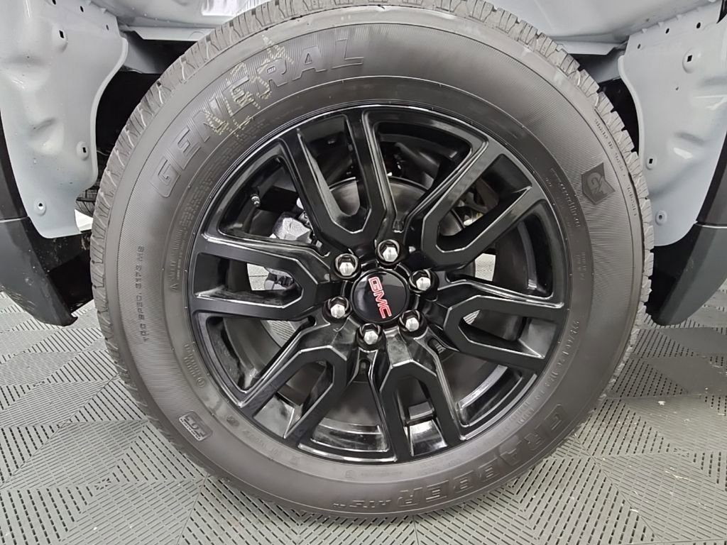 New 2026 GMC Sierra 1500 Pro w/ Graphite Edition image 43