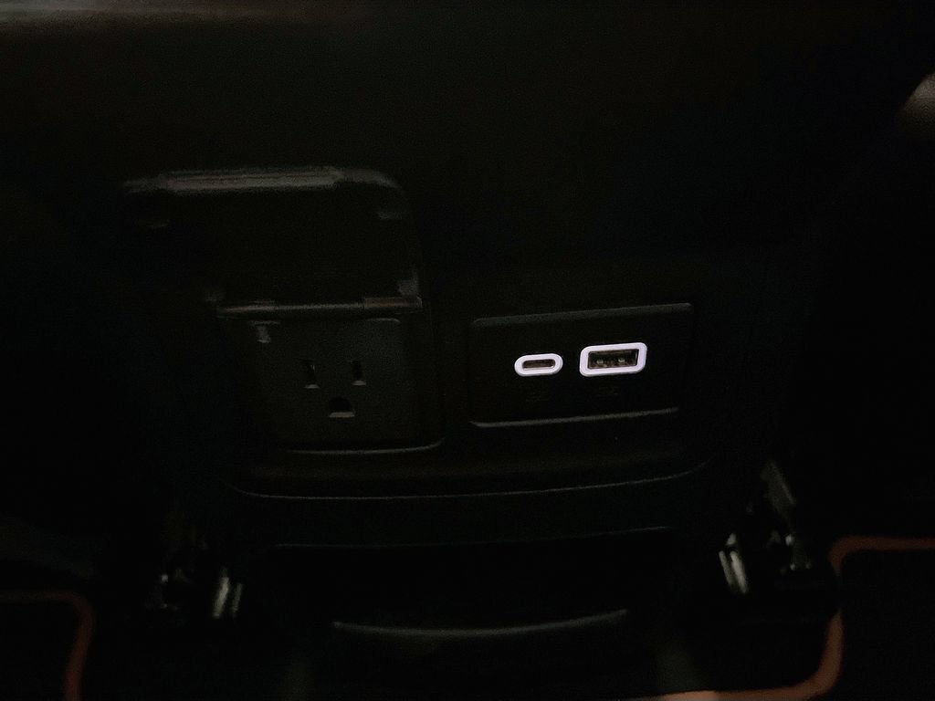 Used 2020 GMC Acadia AT4 w/ LPO, Floor Liner Package AWD/4WD image 27