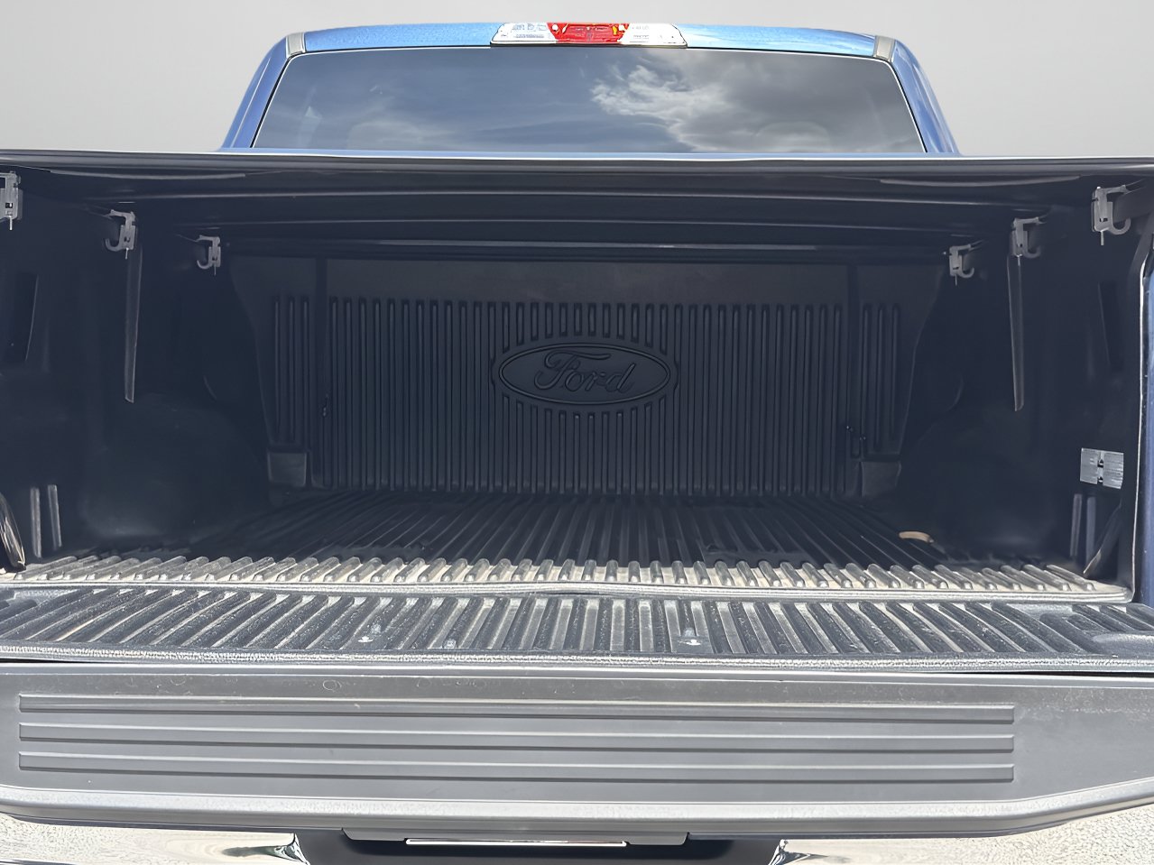 Used 2019 Ford F150 XLT w/ Equipment Group 301A Mid RWD image 8