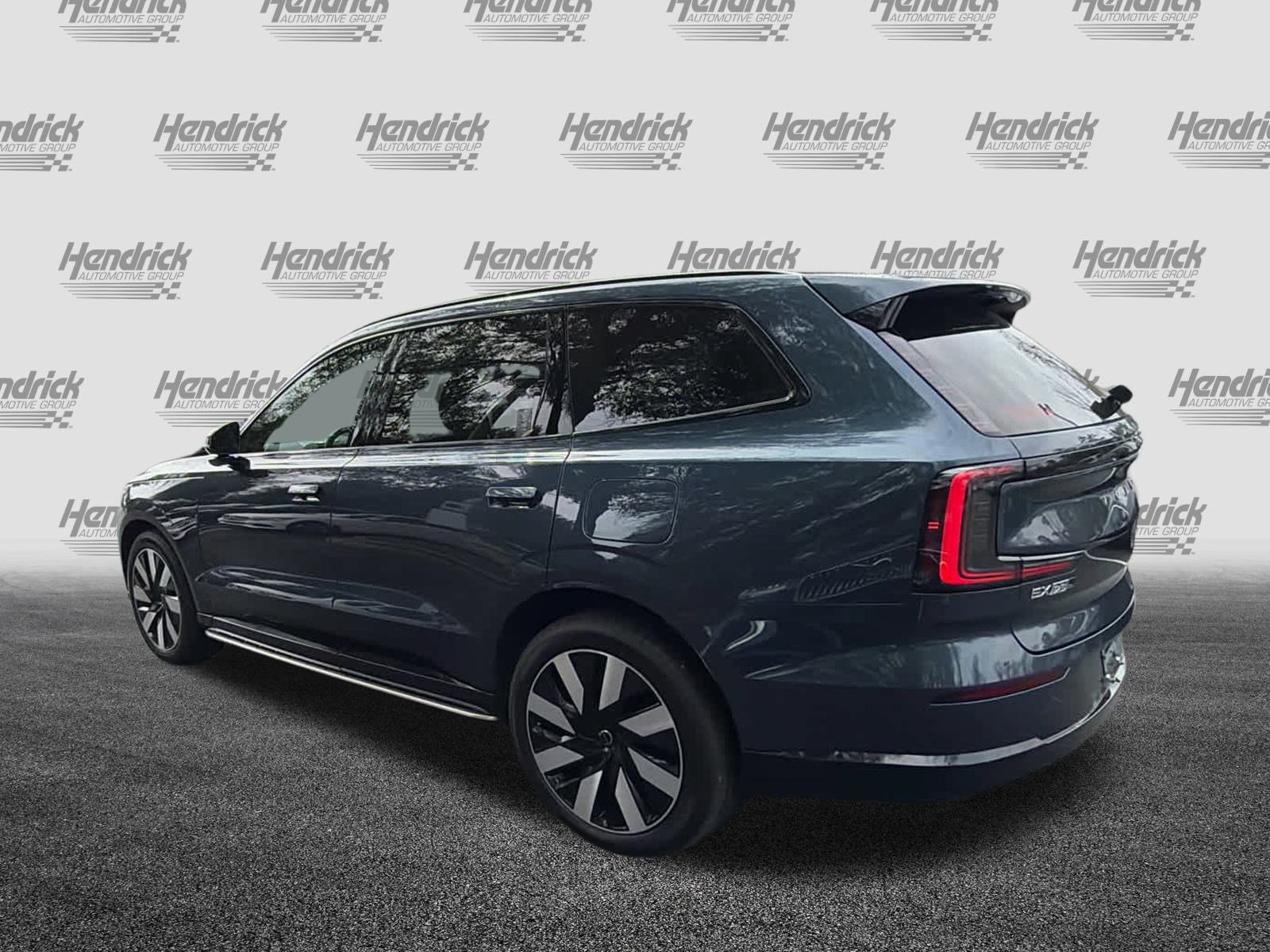 Certified 2025 Volvo EX90 Ultra image 8