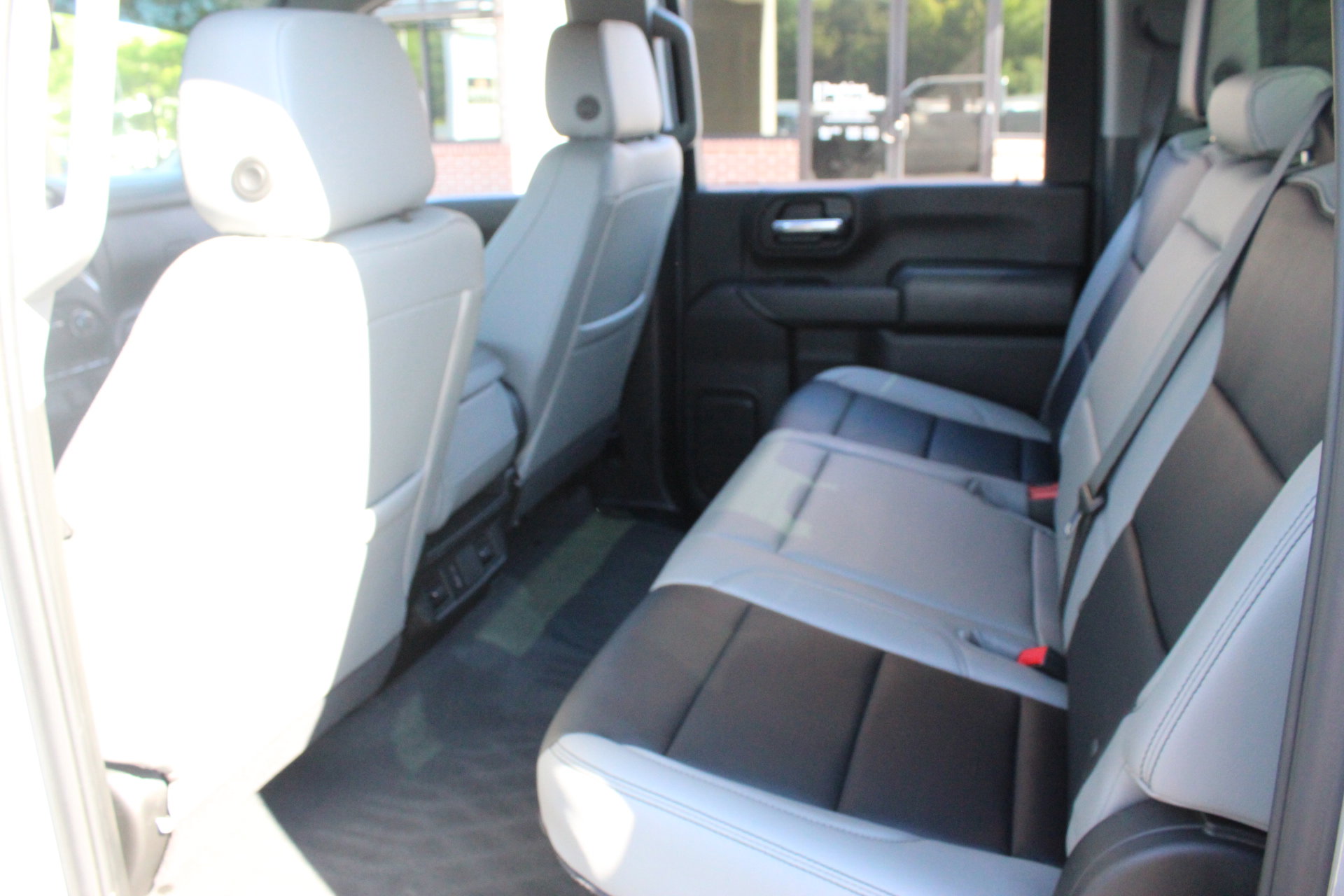 Used 2024 Chevrolet Silverado 2500 Custom w/ Custom Value Package AWD/4WD image 22