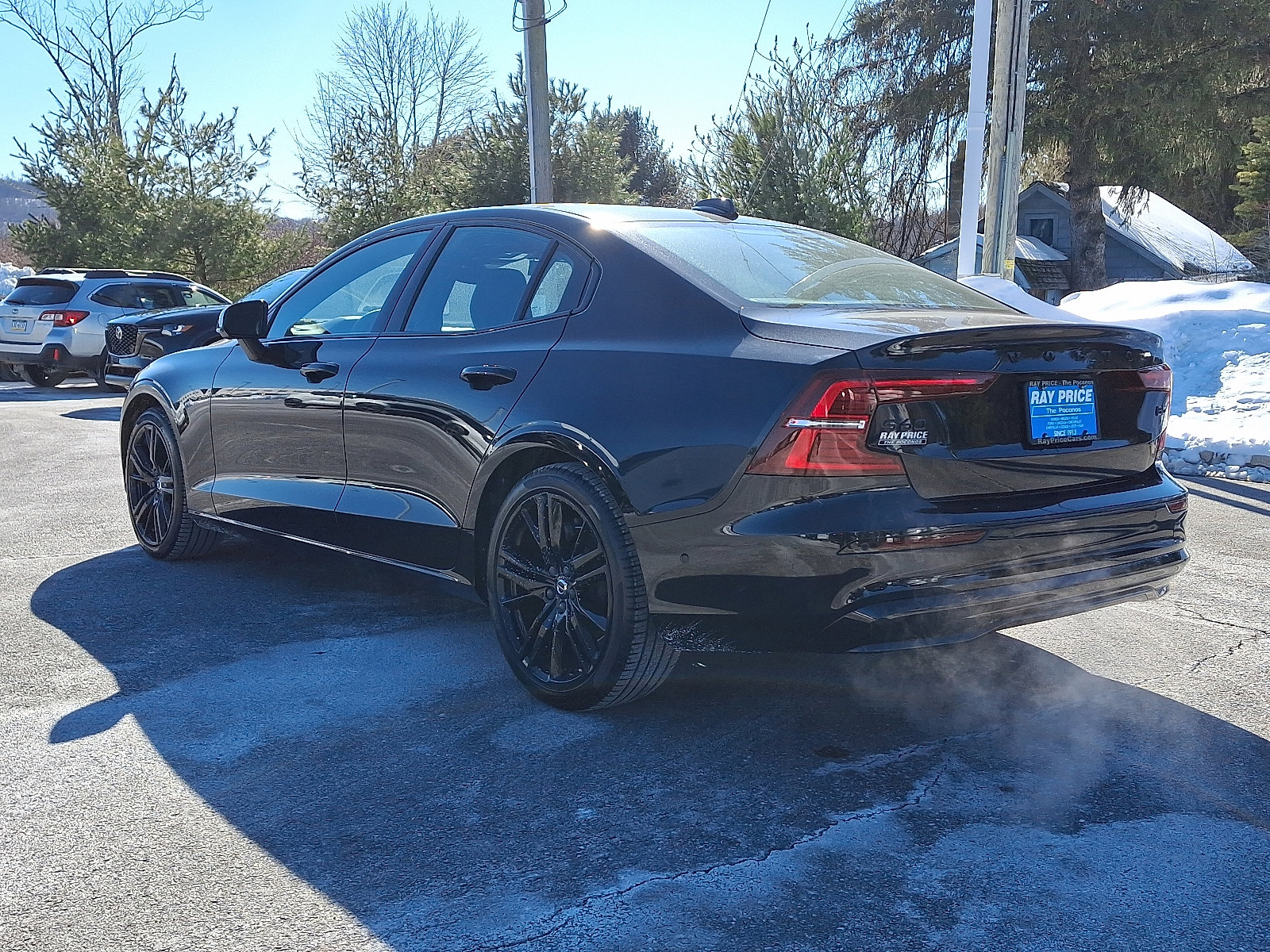 Certified 2024 Volvo S60 B5 Plus w/ Climate Package image 4