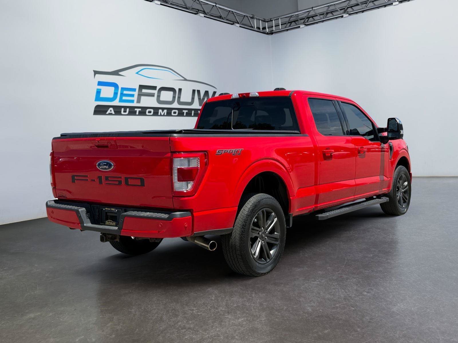 Used 2022 Ford F150 Lariat w/ Equipment Group 502A High AWD/4WD image 3